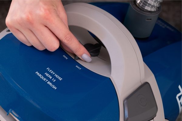 Пылесос Zelmer ZVC3502N (900Вт, мешок 3,5л, синий)